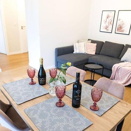 Nowoczesny Apartament Dabska Arena / Parking Cracovia Esterno foto