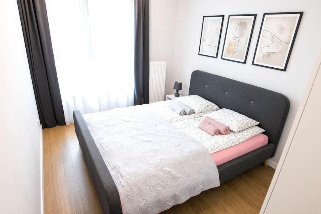 Nowoczesny Apartament Dabska Arena / Parking Cracovia Esterno foto