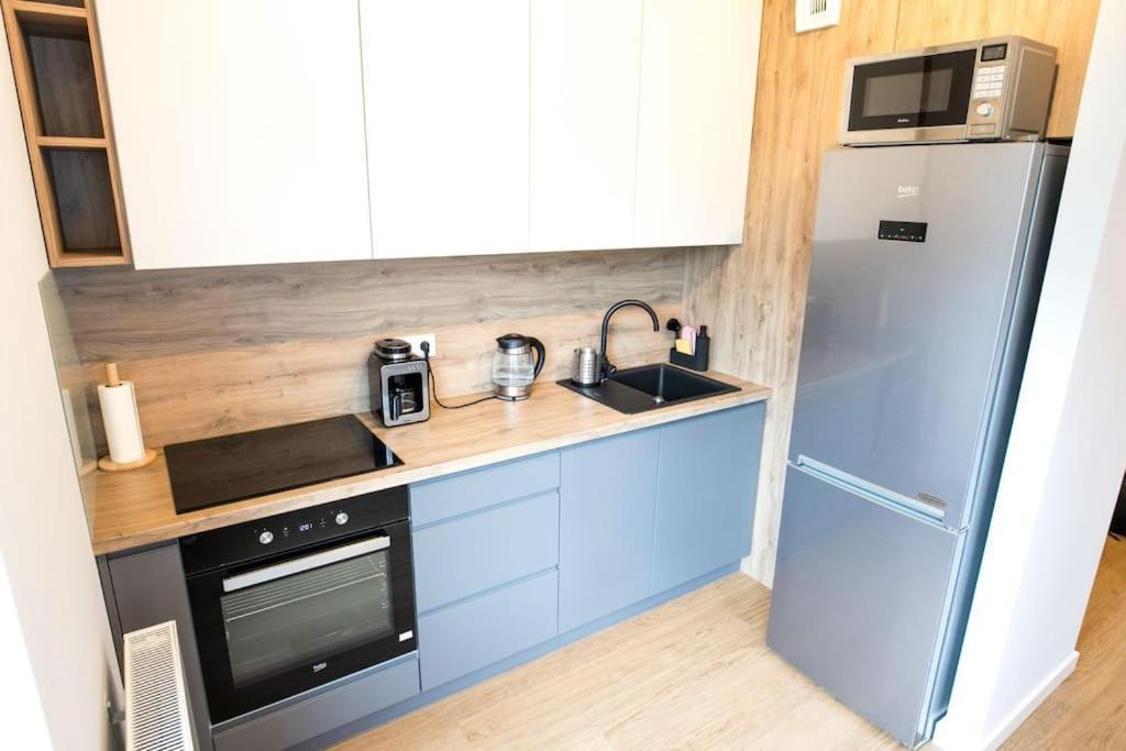 Nowoczesny Apartament Dabska Arena / Parking Cracovia Esterno foto